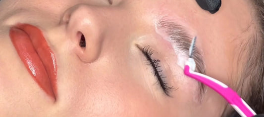 Häufige Probleme bei der Brow Lamination – und wie du sie behebst